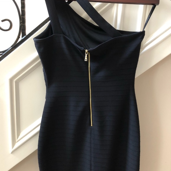 💃🏼💃🏼One shoulder little black dress - Picture 5 of 7